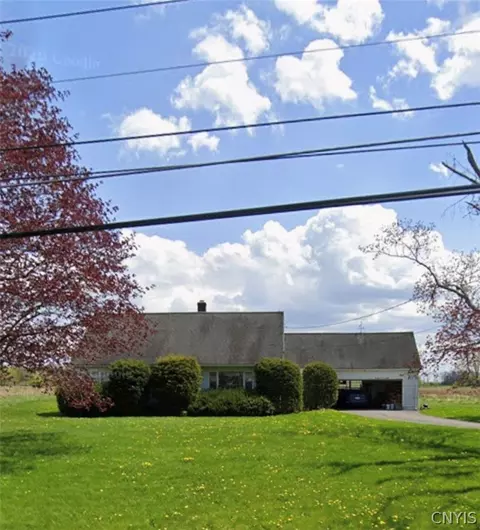 5792 Old Oneida Rd, Rome, NY 13440