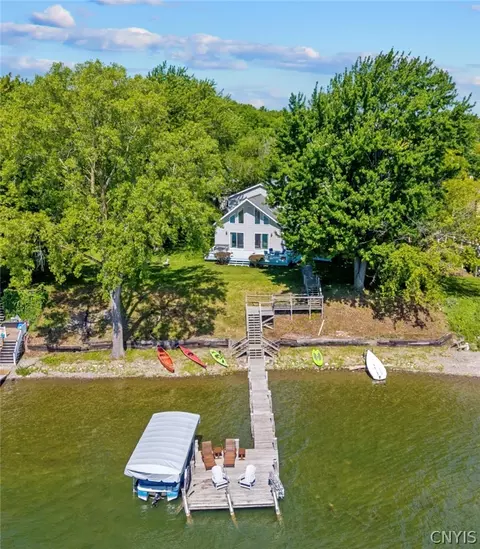 3757 Parker Rd S, Seneca Falls, NY 13148
