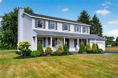 6331 Hidden Meadow Dr, Marcy, NY 13403