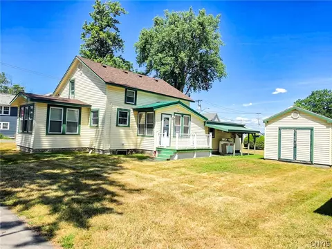 6774 Forest Ave, Verona, NY 13478