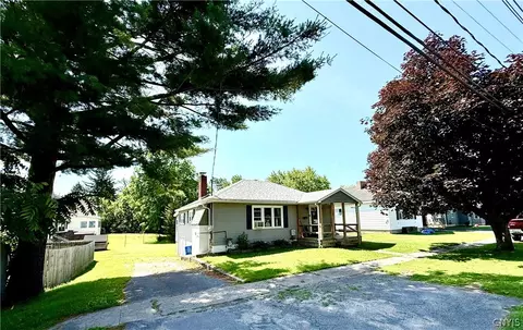 160 Rowley St, Gouverneur, NY 13642