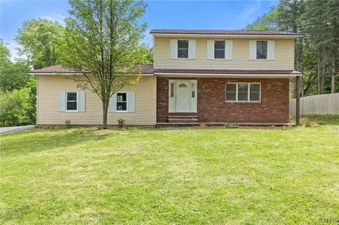 4824 Harris Rd, Onondaga, NY 13215