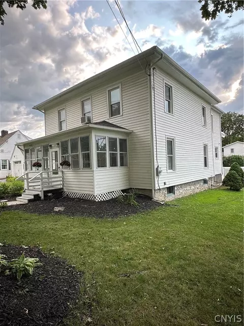 175 Cayuga St, Springport, NY 13160