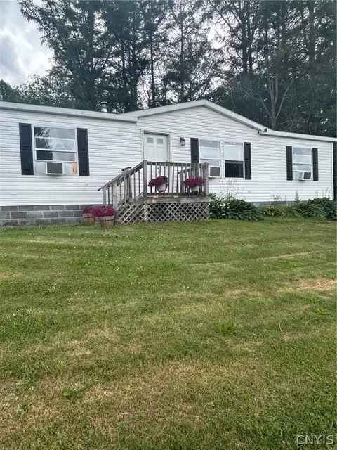1020 Gallagher Rd, Cortlandville, NY 13045