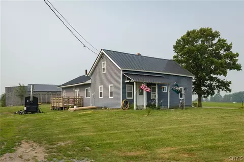 30460 Gardnerville Rd, Le Ray, NY 13637