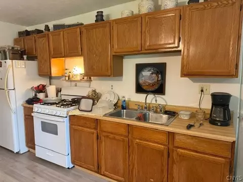 Kitchen - 446 E Canal St, Lenox, NY 13032 photo 4 of 4