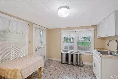 Entry Way - 37 E Oneida St, Lysander, NY 13027 photo 1 of 2
