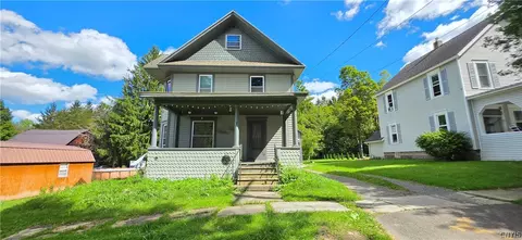 7 Ok St, Cortlandville, NY 13101