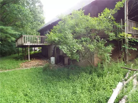 Exterior - 203 Deep Springs Dr, Sullivan, NY 13037 photo 8 of 12