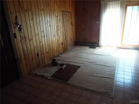 Living - 203 Deep Springs Dr, Sullivan, NY 13037 photo 4 of 7
