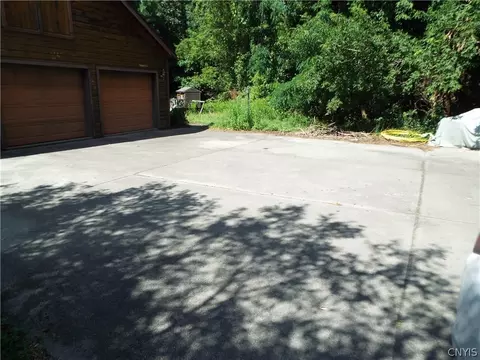 Exterior - 203 Deep Springs Dr, Sullivan, NY 13037 photo 6 of 12