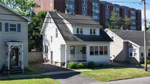 7 Tracey St, Whitestown, NY 13492