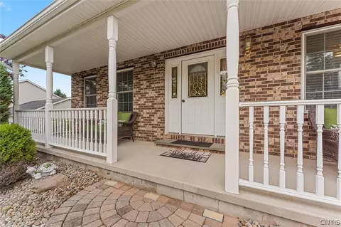 Exterior - 115 Hunt Valley Rd, Oneida, NY 13421 photo 5 of 7