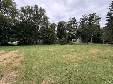 201 Main St, Whitestown, NY 13424