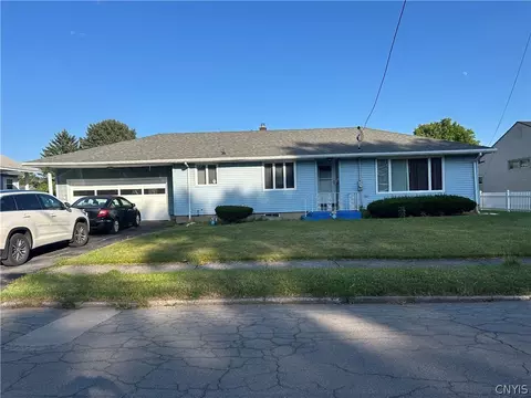 1123 Columbus Ave, Utica, NY 13501