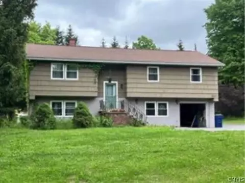 4067 Taylor Rd, Jamesville, NY 13078