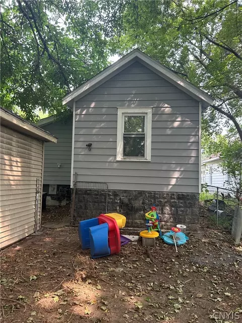 Exterior - 175 Forest Ave, Syracuse, NY 13205 photo 5 of 5