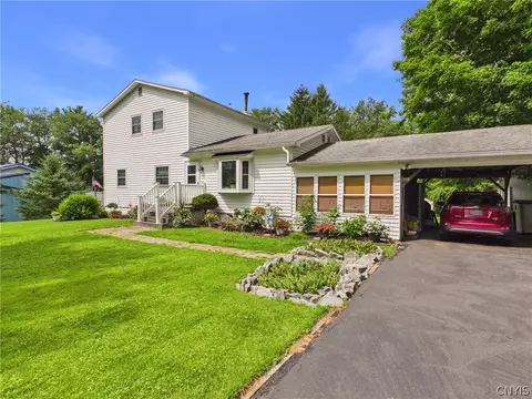 3303 Gracie Rd, Cortlandville, NY 13045