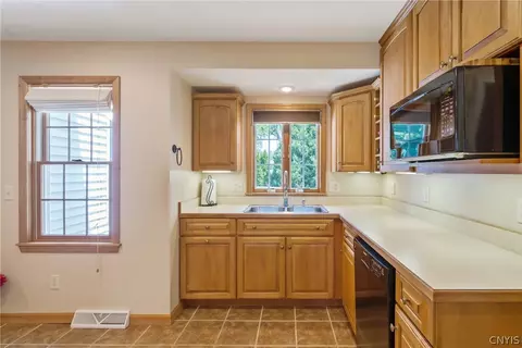 Kitchen - 431 Sylvan St, Oneida, NY 13421 photo 6 of 6
