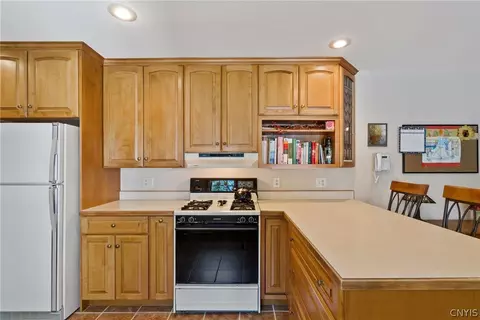 Kitchen - 431 Sylvan St, Oneida, NY 13421 photo 4 of 6