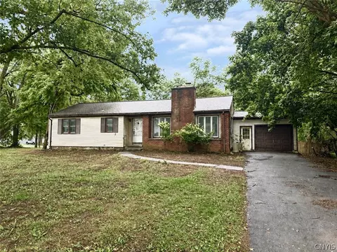 7202 Cooper St, Westmoreland, NY 13490