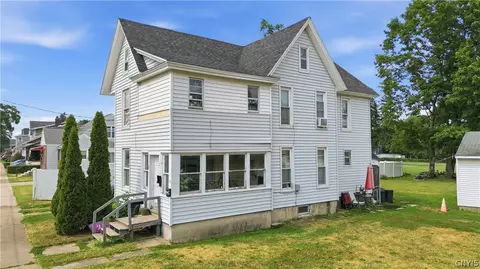 337 First Ave, Frankfort, NY 13340