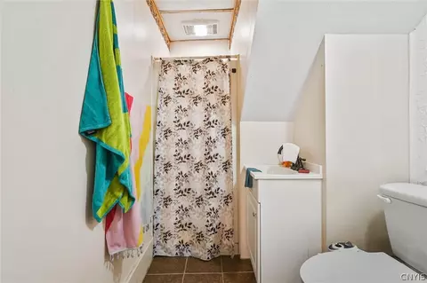 Bath - 431 Stone St, Oneida, NY 13421 photo 2 of 4