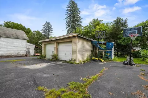 Exterior - 431 Stone St, Oneida, NY 13421 photo 5 of 5