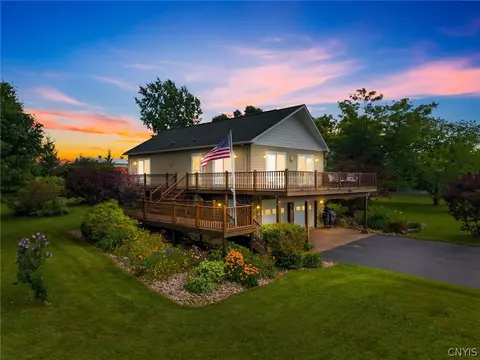 43280 Martusewicz Ln, Orleans, NY 13607