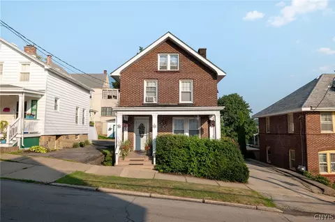 51 Alexander St, Little Falls, NY 13365