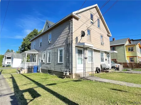 160-162 N Midler Tyson Pl Ave, Syracuse, NY 13206