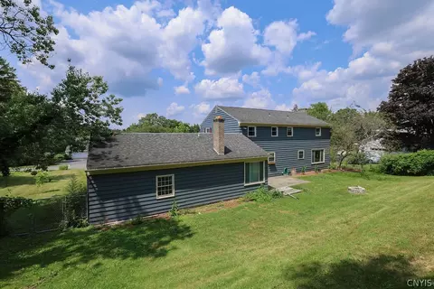 Exterior - 5190 Winterton Dr, Fayetteville, NY 13066 photo 4 of 4