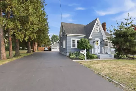5280 W Taft Rd, Syracuse, NY 13212