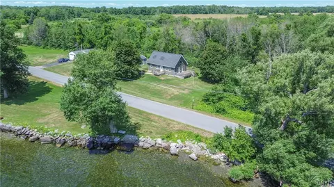 26884 Three Mile Point Rd, Lyme, NY 13622