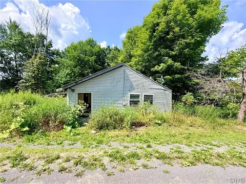 32420 Carpenter Rd, Redwood, NY 13679