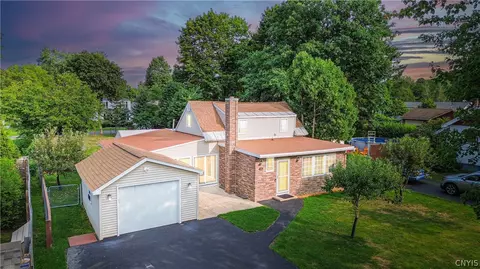 525 Utica Rd, Utica, NY 13502