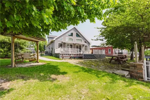 6938 Klock Rd, Lyme, NY 13693