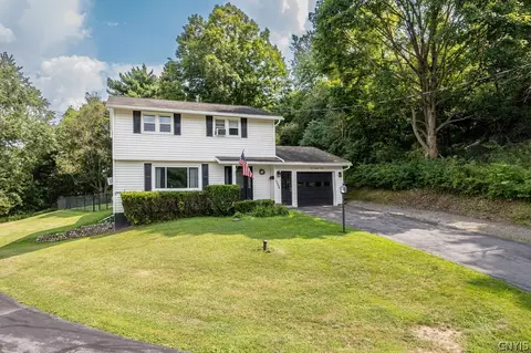 103 Oakridge Cir, Geddes, NY 13209