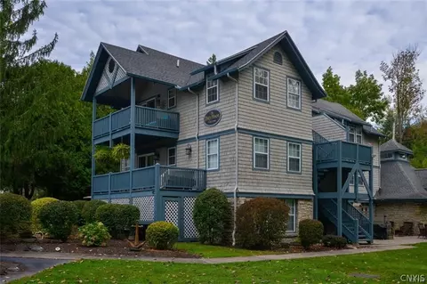 46546 Stone Gate Ext, Alexandria, NY 13640