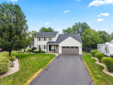 8526 Dory Crse, Cicero, NY 13039
