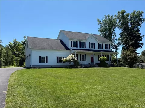 22556 Ridgeview Rd, Watertown, NY 13601
