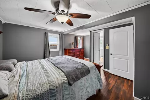 Bedroom - 557 Main St, Schroeppel, NY 13135 photo 3 of 8
