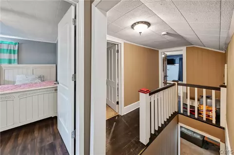 Entry Way - 557 Main St, Schroeppel, NY 13135 photo 4 of 7