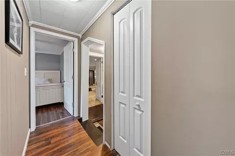 Entry Way - 557 Main St, Schroeppel, NY 13135 photo 3 of 7