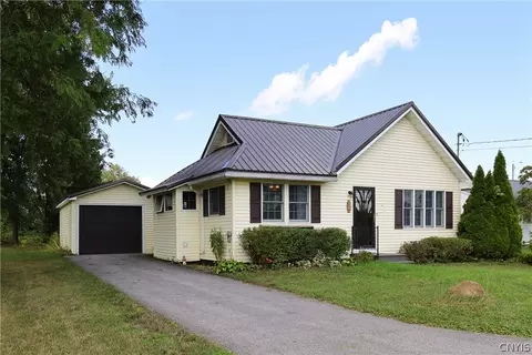 3621 Seneca Tpke, Lenox, NY 13032
