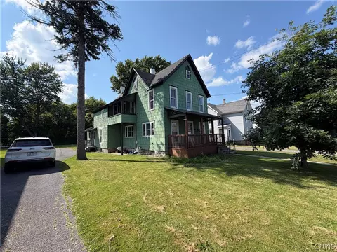 133 Central St, Watertown, NY 13601