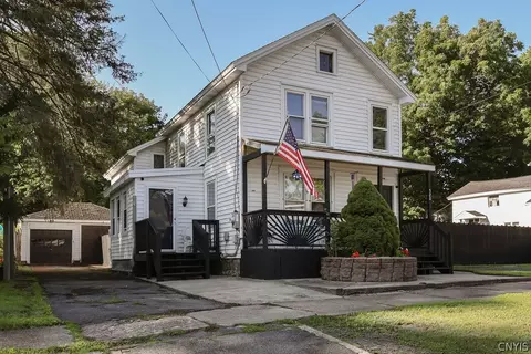 520 Utica St, Fulton, NY 13069