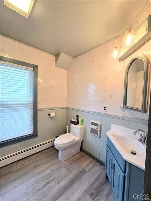 Bath - 223 E Steele St, Herkimer, NY 13350 photo 3 of 3