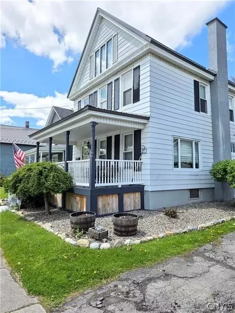 Exterior - 223 E Steele St, Herkimer, NY 13350 photo 2 of 5