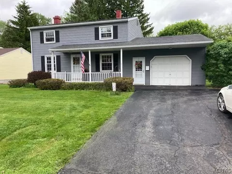 7 Bonnie Ave, New Hartford, NY 13413